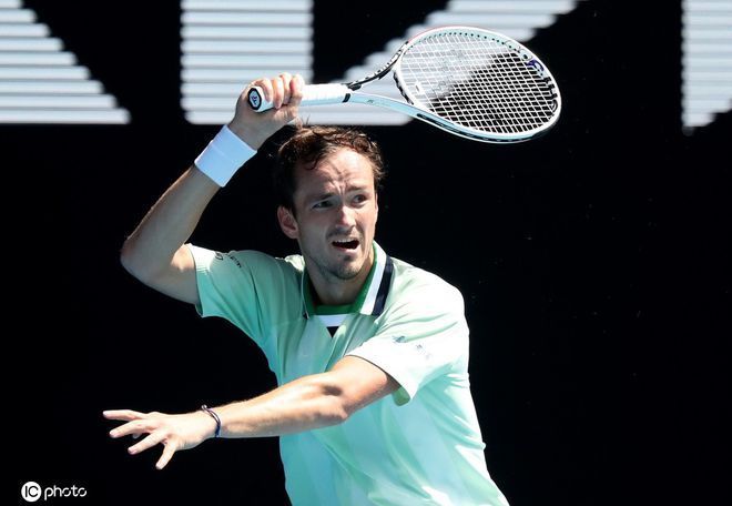 冰选手王鹏 冰选手王鹏