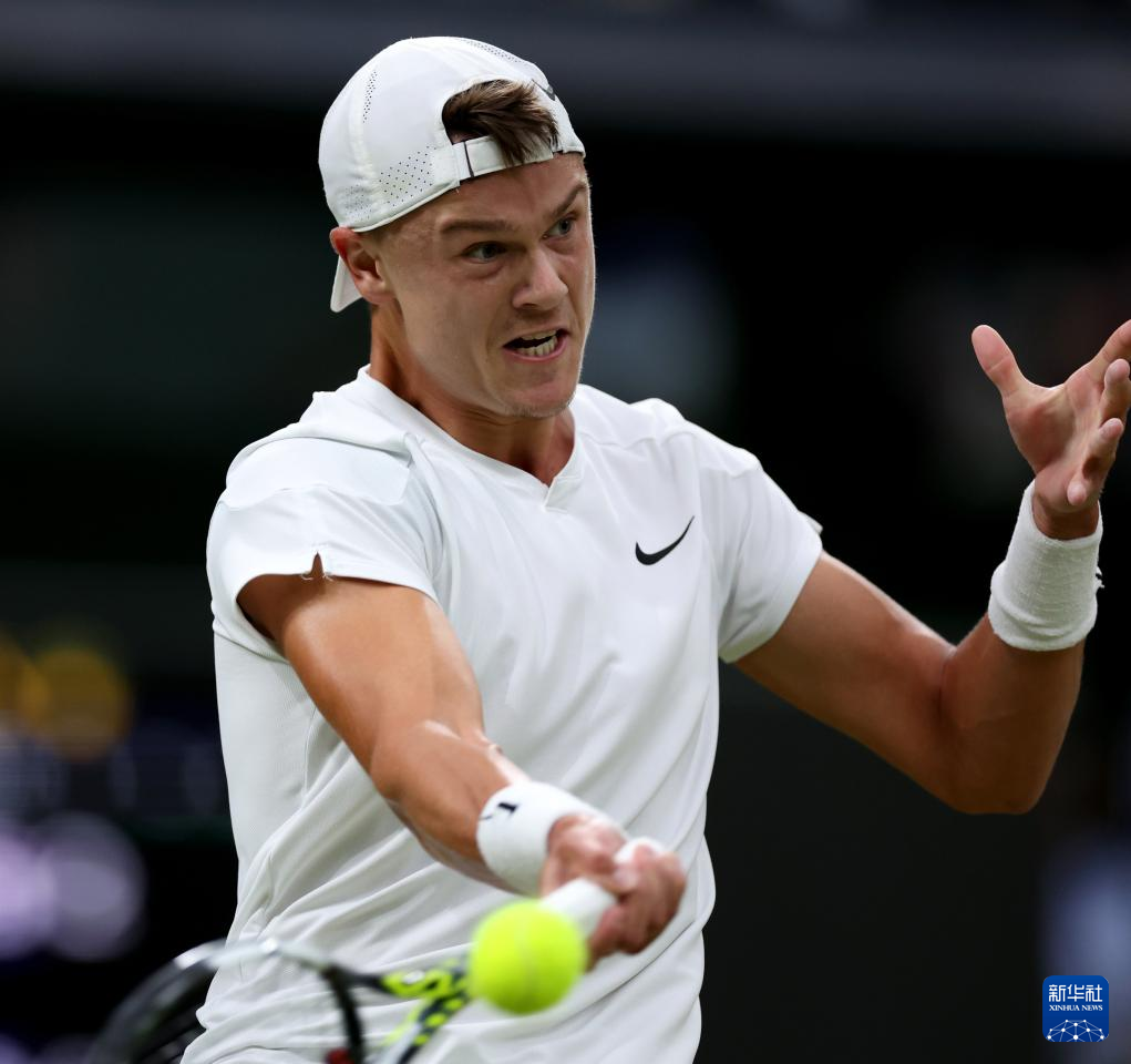 和手机一样!小岛秀夫呼吁大家接受并善用AI