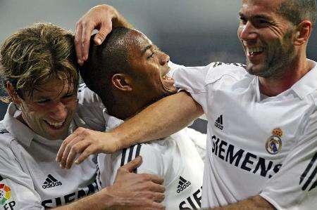 耳机或字幕 耳机或字幕