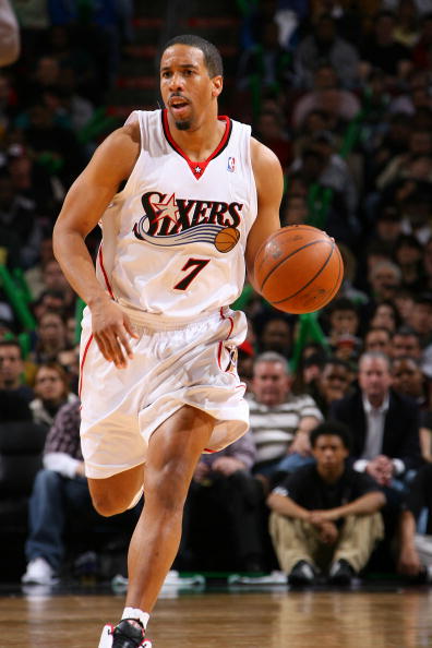 刚被抓到诈 刚被抓到诈